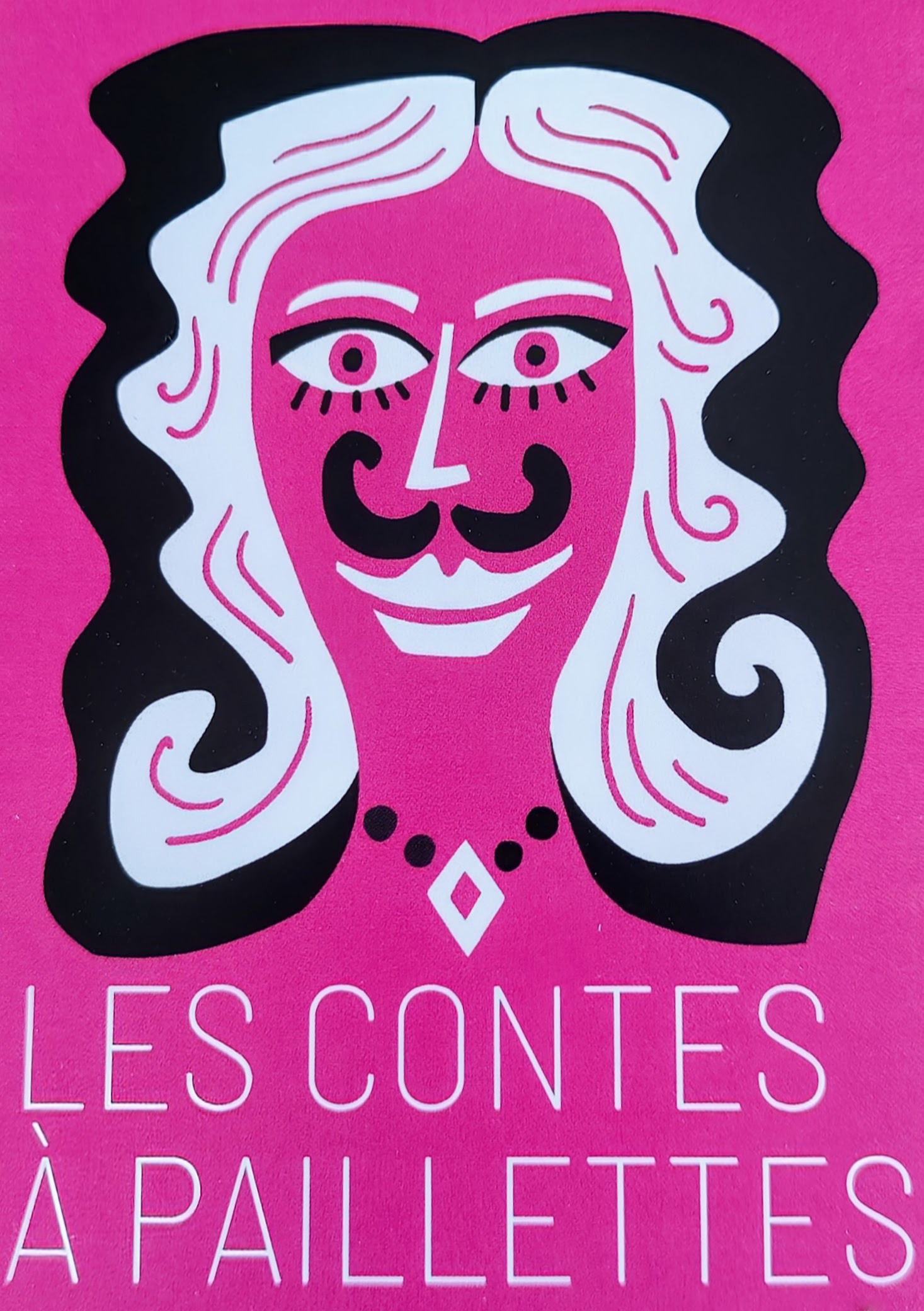 Visuel rose du programme Les Contes à Paillettes, visage stylisé et typographie blanche
